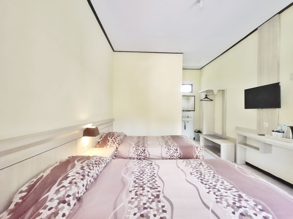 Standard Twin Room photo 3