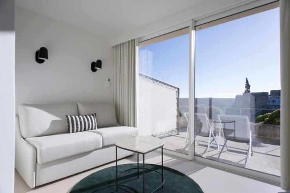 Double Room, Harbor View - Photo 11