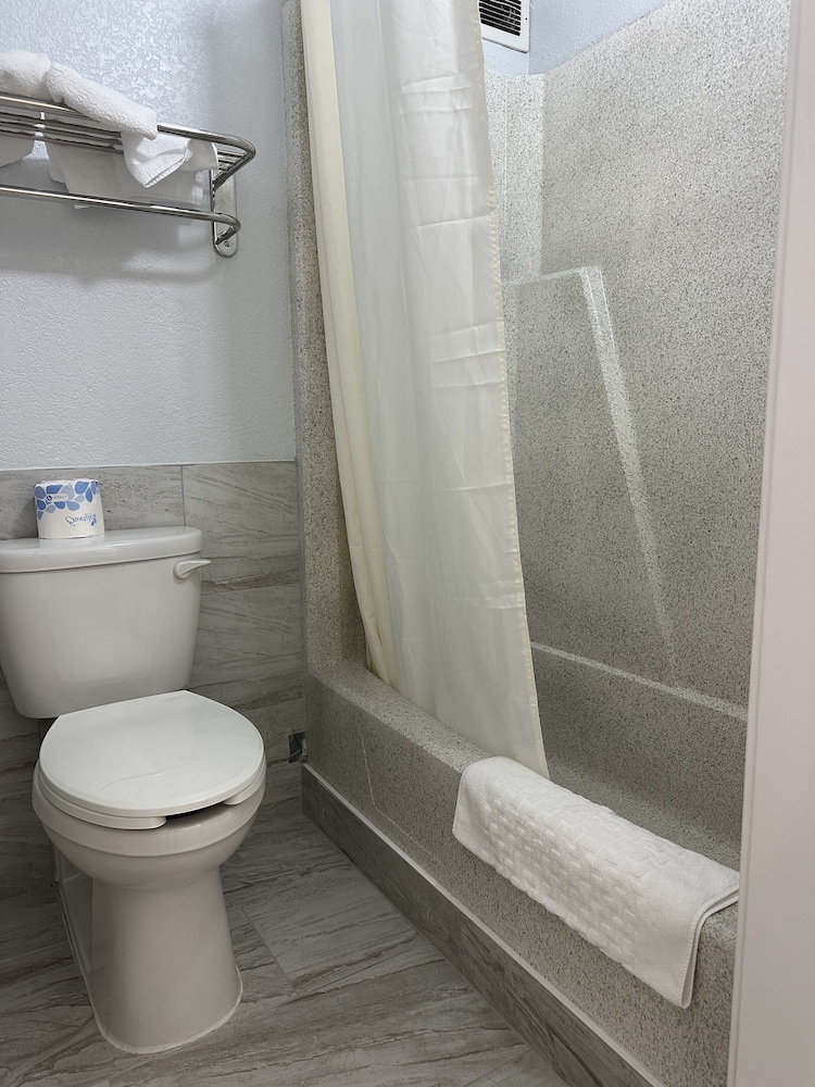 Blueway Inn & Suites Roseville, Foto 3