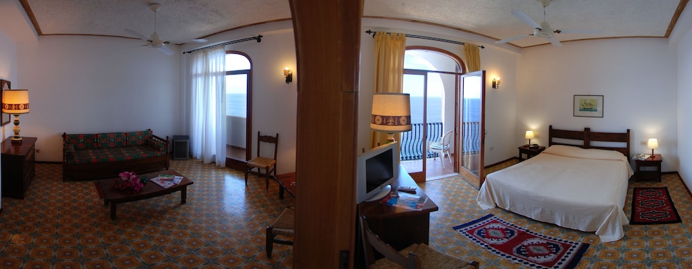 Suite photo 1