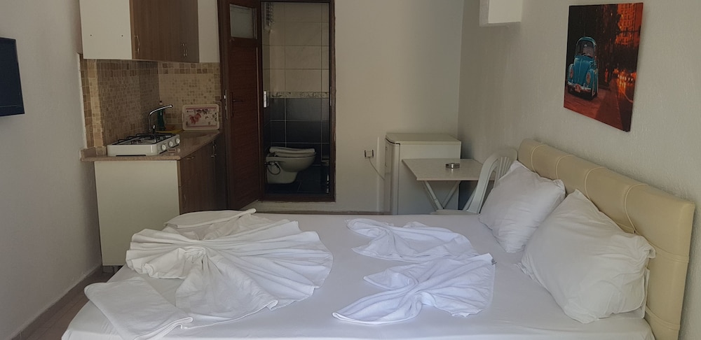 Standard Studio, 1 Double Bed, Non Smoking, Garden View photo 1