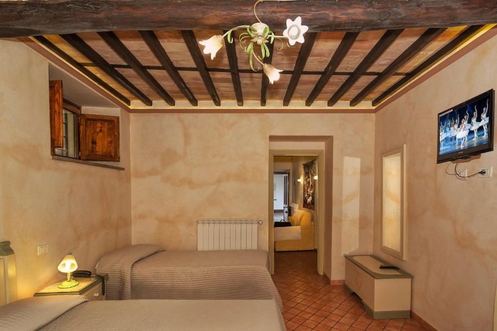 Apartment (4 Adults)