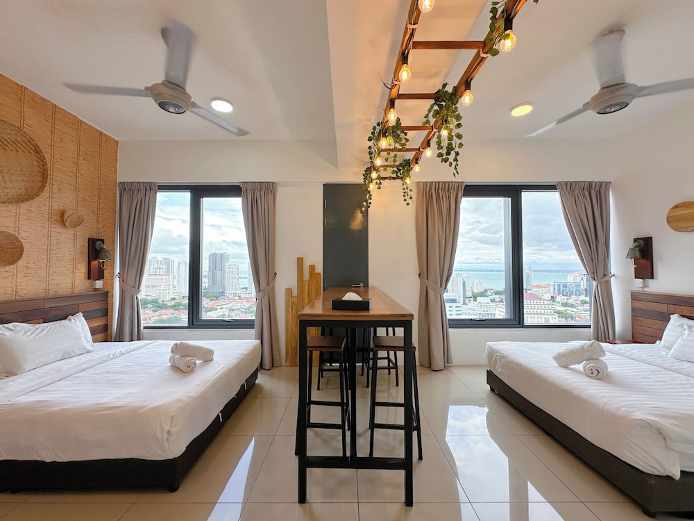 Family Studio, Sea View