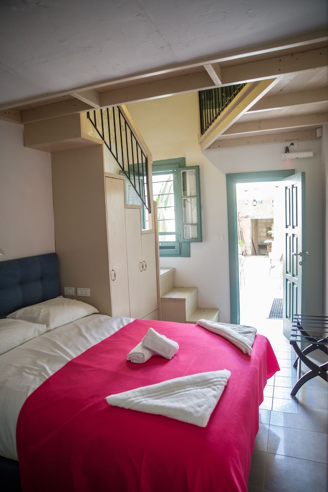 Classic Quadruple Room photo 1
