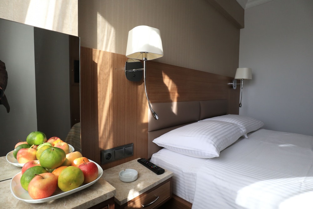 Economy Double Room photo 2