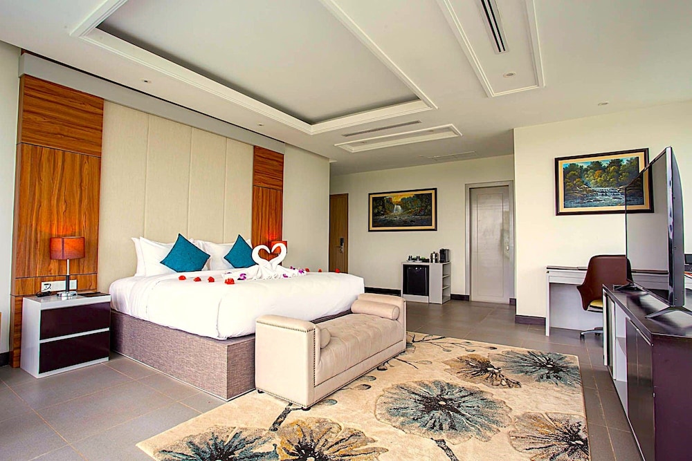 Grand Deluxe Double Pool View - Photo 6