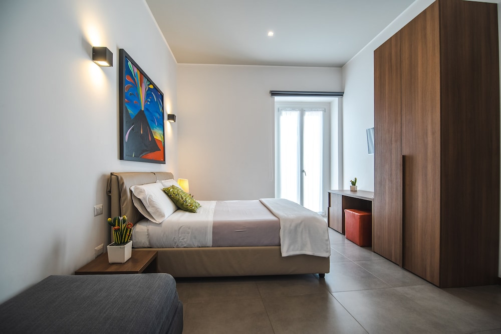City Room photo 1
