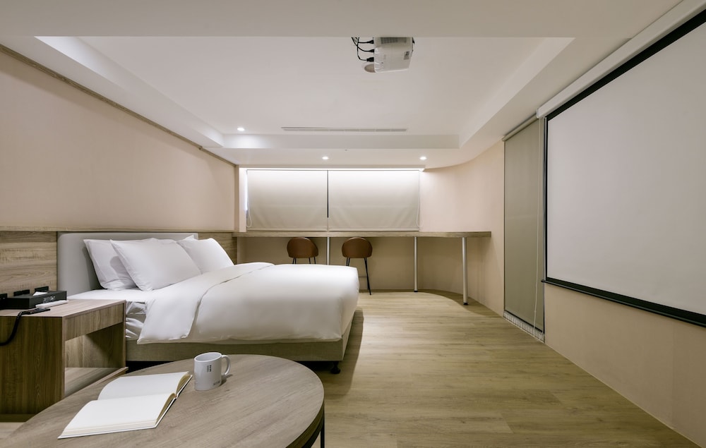 Superior Suite - Photo 1