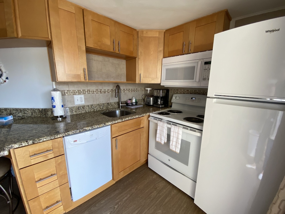 1 bedroom Partial View (VBC-A) photo 2