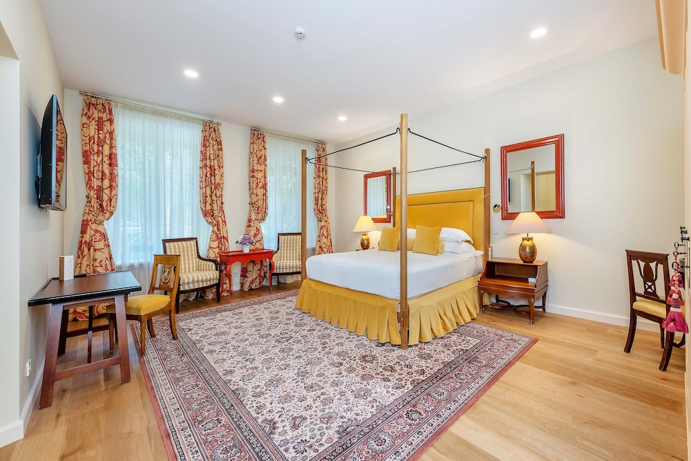 Suite (with SPA access) photo 3