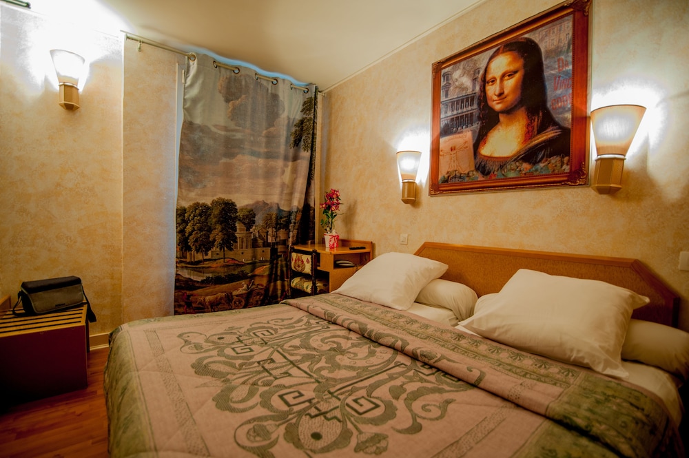 Double or Twin Room photo 3