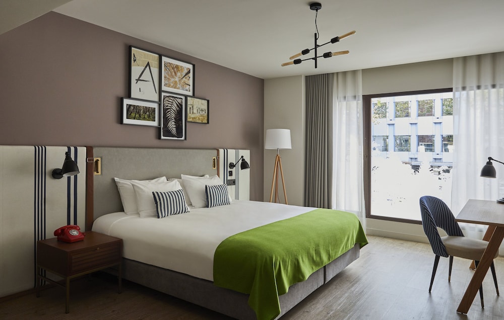 Room, 2 Twin Beds - Photo 1