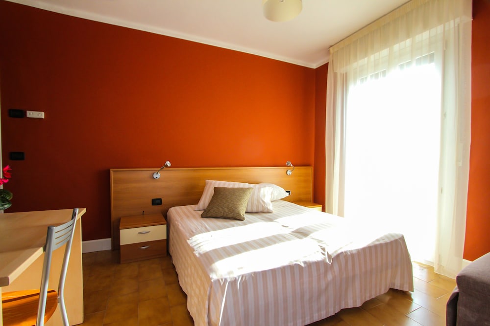 Superior Double Room, Lake View photo 1