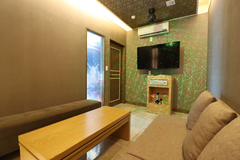 Premium Quadruple Room photo 2