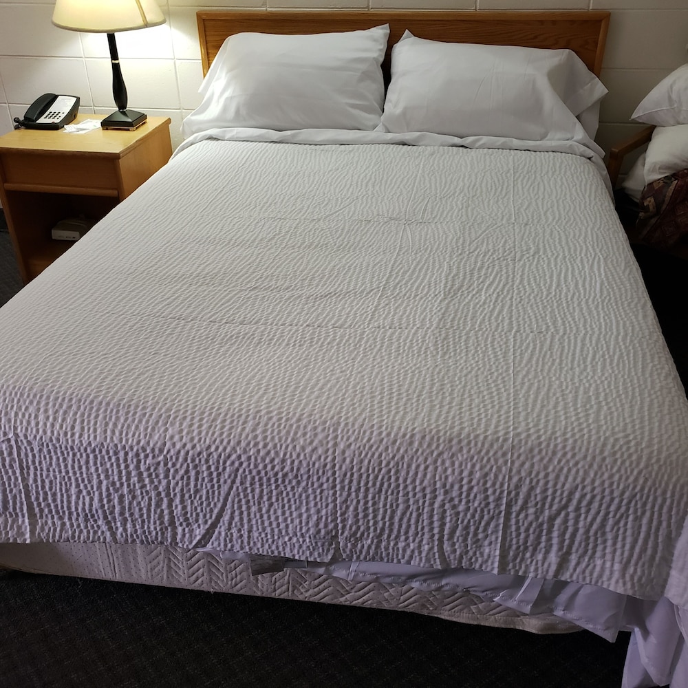 Standard Room, 1 Double Bed, Refrigerator & Microwave photo 1