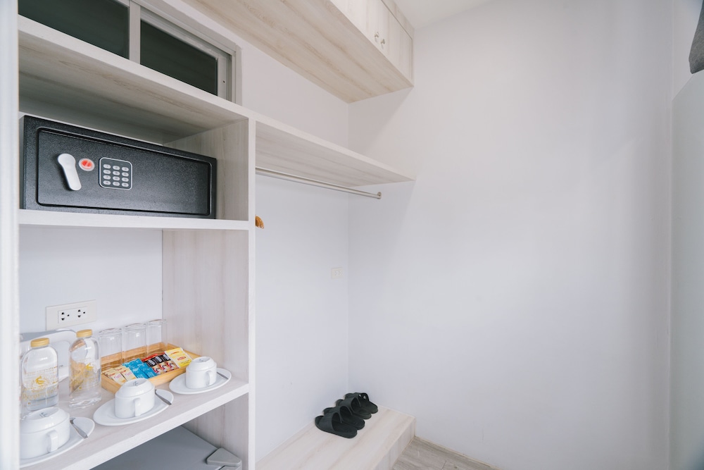 Triple Room - Photo 12