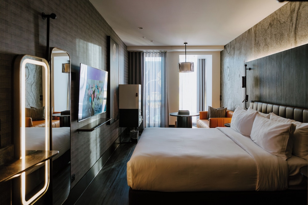 Two Bedroom Balcony Suite