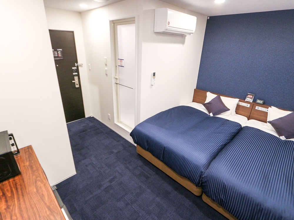 Twin Room, Smoking - Photo 7