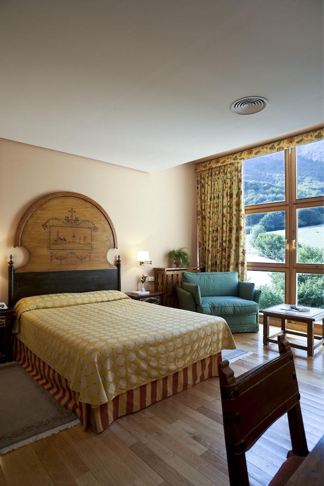 Habitación Estándar Doble (3 Adultos)