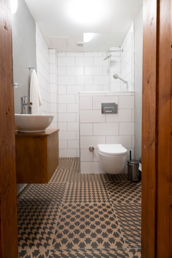 Comfort Room photo 2