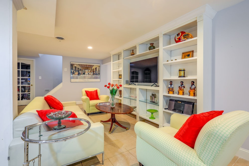House (2 Bedrooms) photo 2