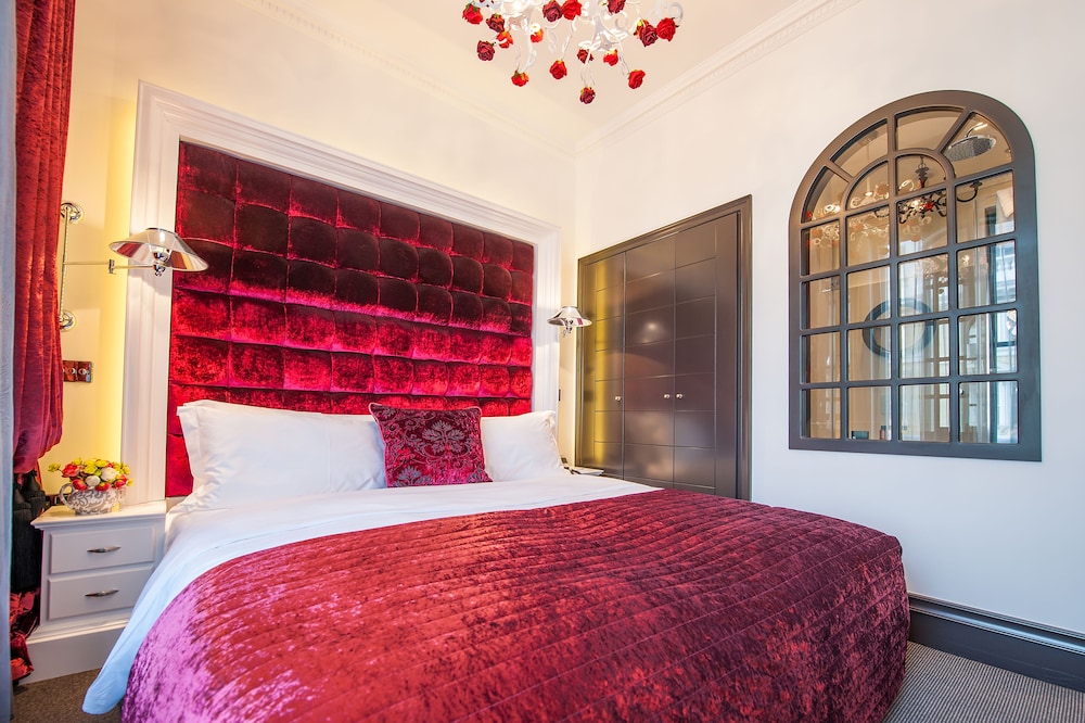 Superior Double Room, 1 King Bed photo 3