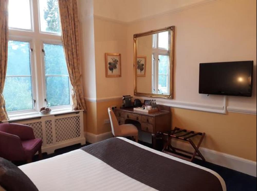 Feature Double or Twin Room photo 3