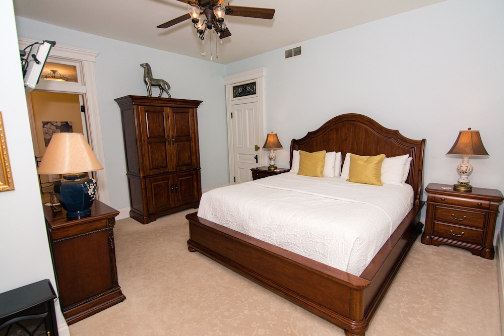 Signature Room, Ensuite (King) photo 2