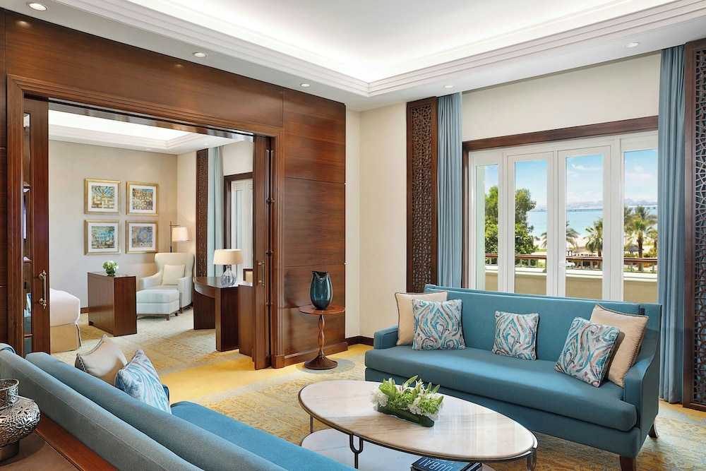 Family Room, 2 Bedrooms, Partial Ocean View thumbnail 5