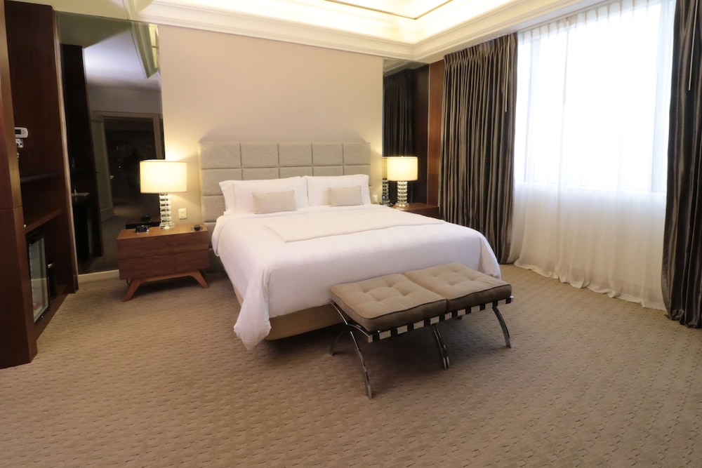 Suite, 1 Bedroom thumbnail 5