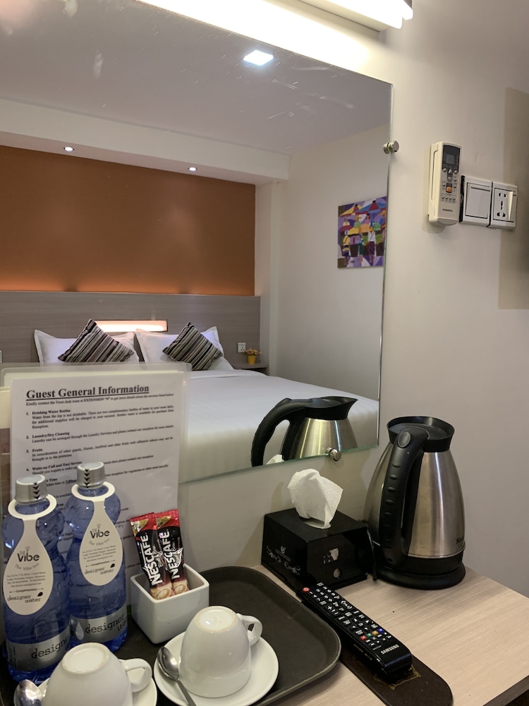 Deluxe Queen Room photo 2