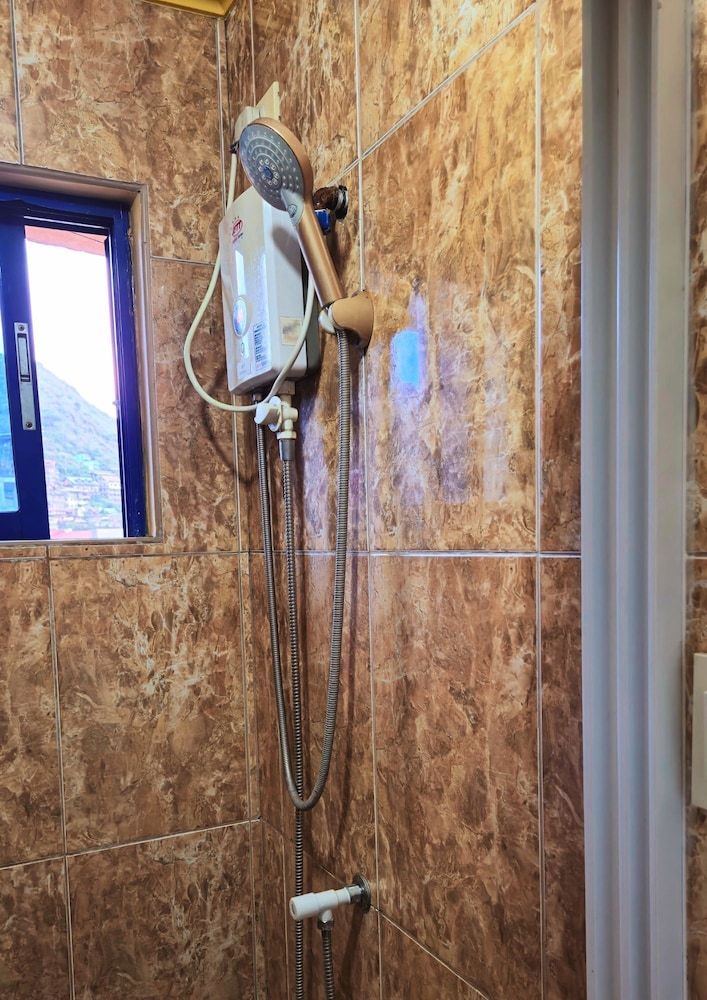 Basic Apartment - Photo 6