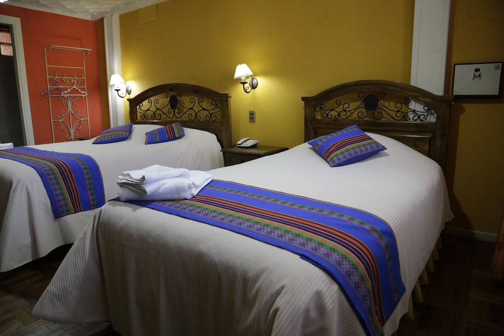 Twin Room, 2 Twin Beds photo 3