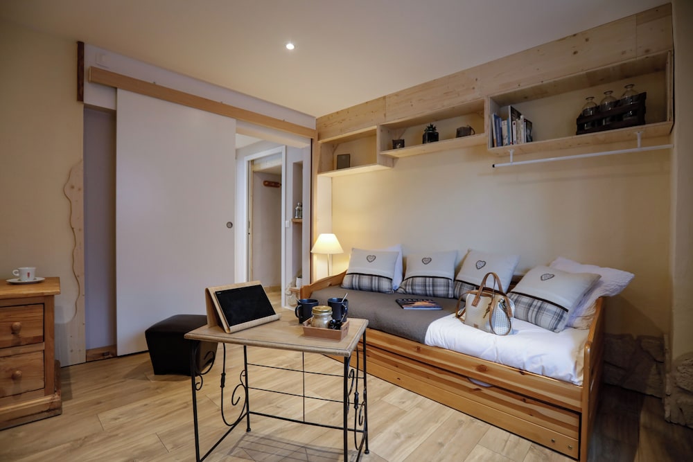 Family Room photo 1