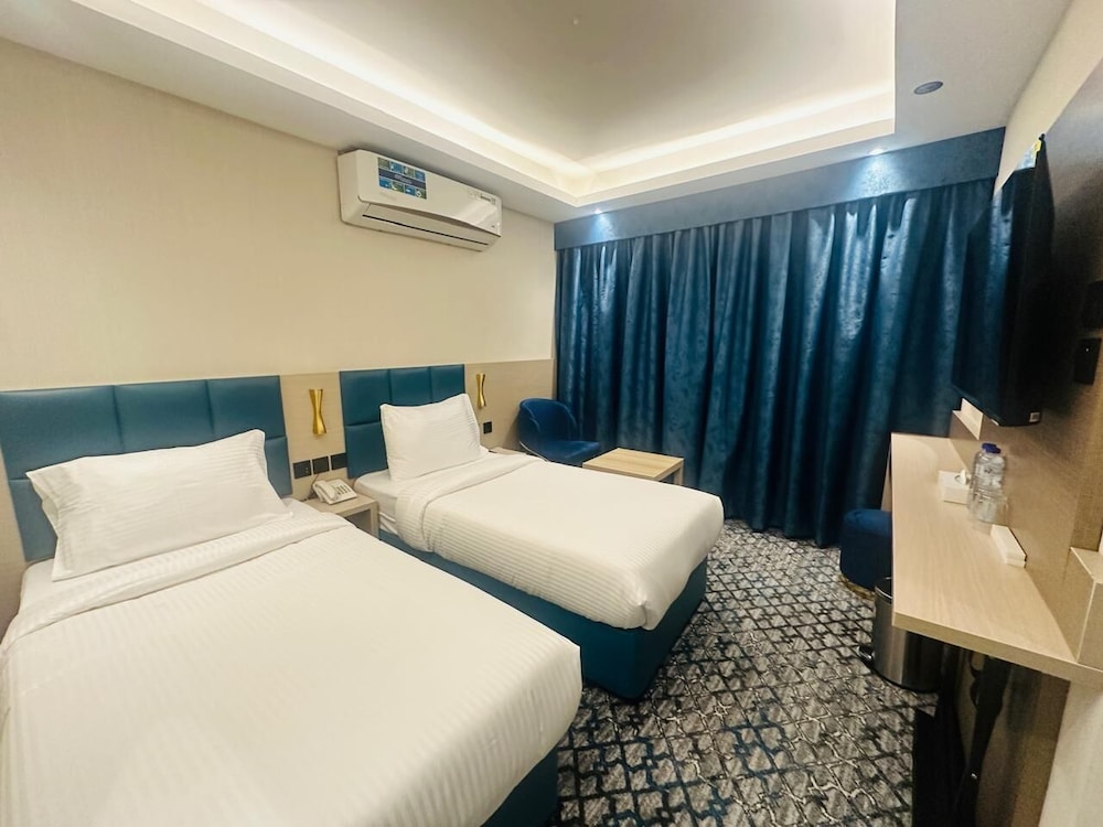 Standard Twin Room photo 3