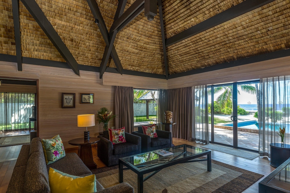 Royal Villa, 2 Bedrooms, Ocean View photo 3