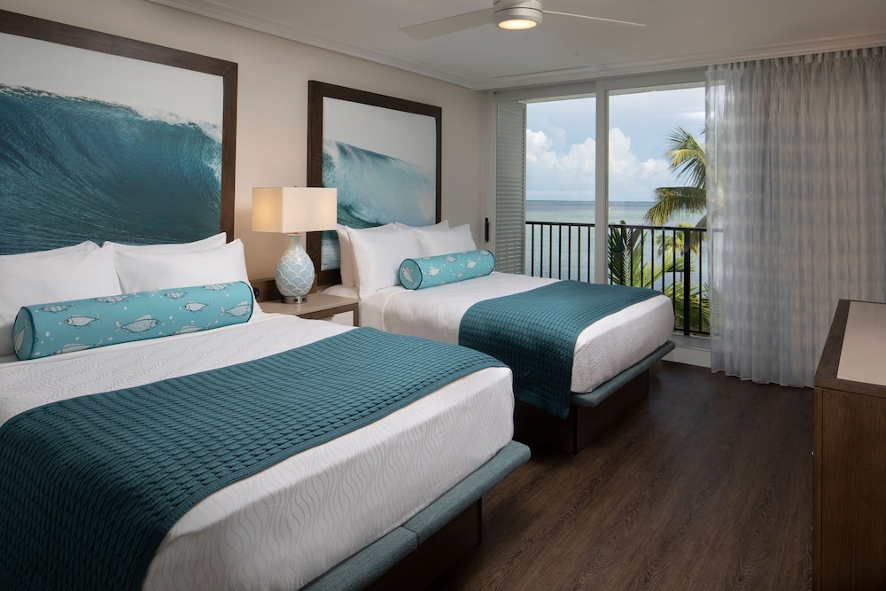 Suite, Multiple Beds, Ocean View photo 3