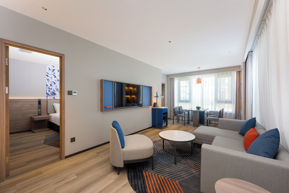 Suite, 1 Bedroom photo 1