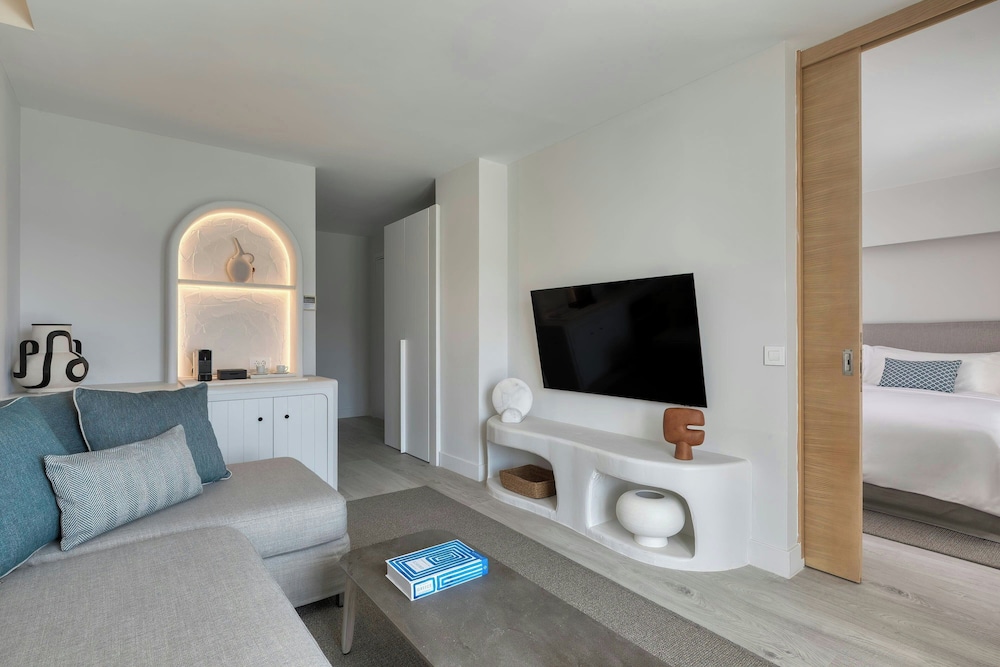 Suite, 1 Bedroom thumbnail 5