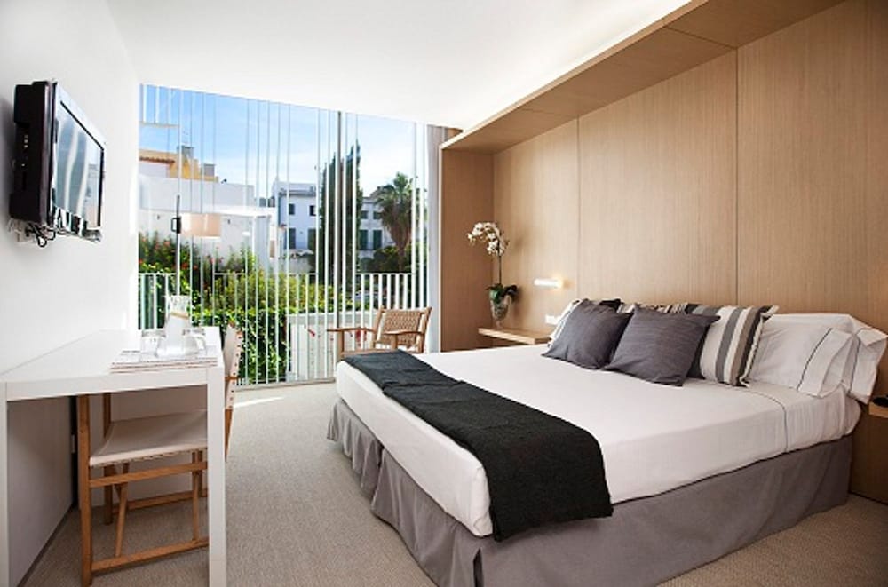 Superior Double Room: 1 & 2 adults - Photo 2