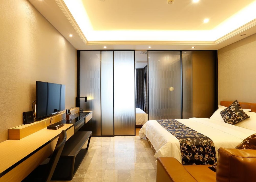 Deluxe Studio with Twin Bed (Free Shuttle in Canton Fair)