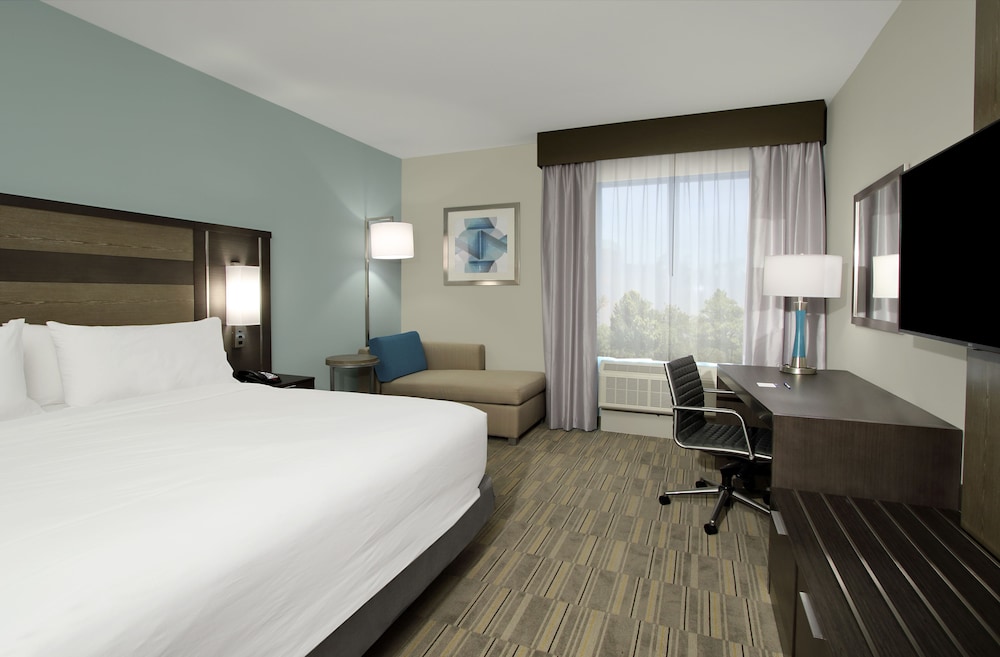 Standard Room, 1 King Bed, Accessible (Communications) photo 3