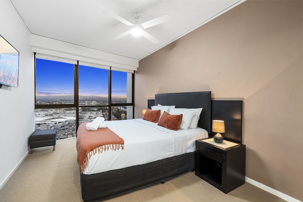 Apartment, 2 Bedrooms - Photo 43