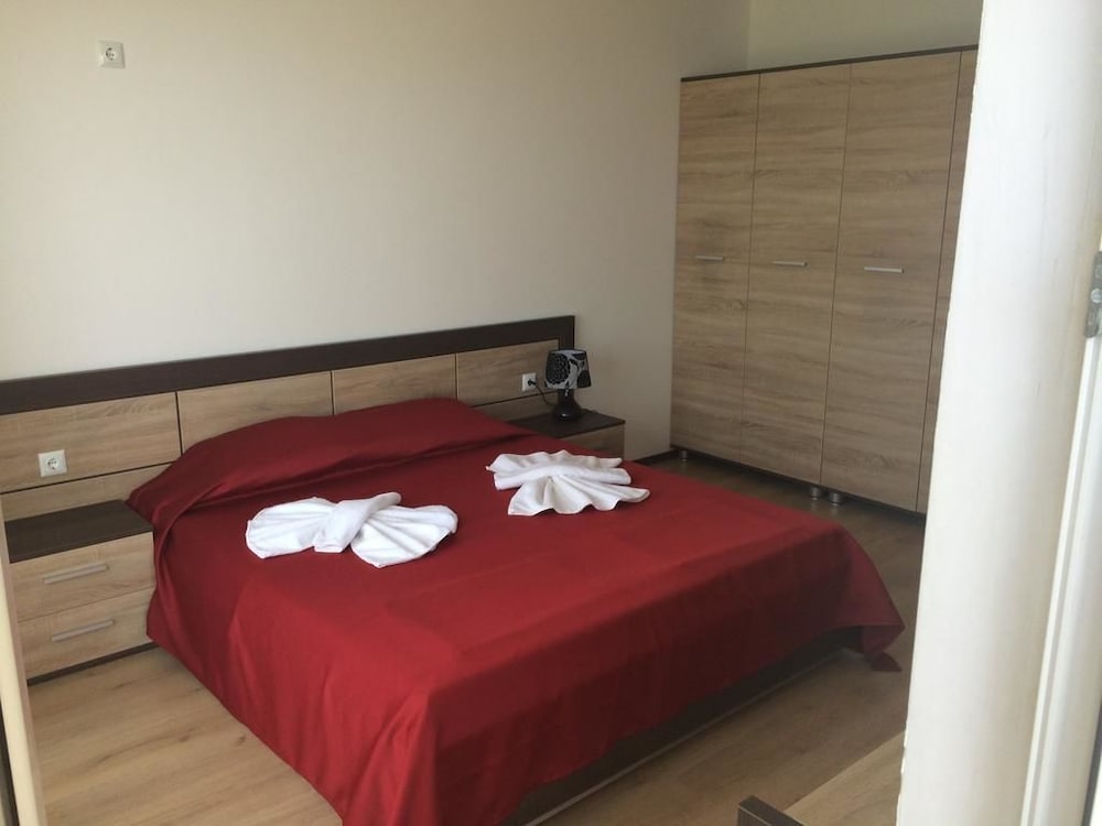 Superior Apartment photo 1