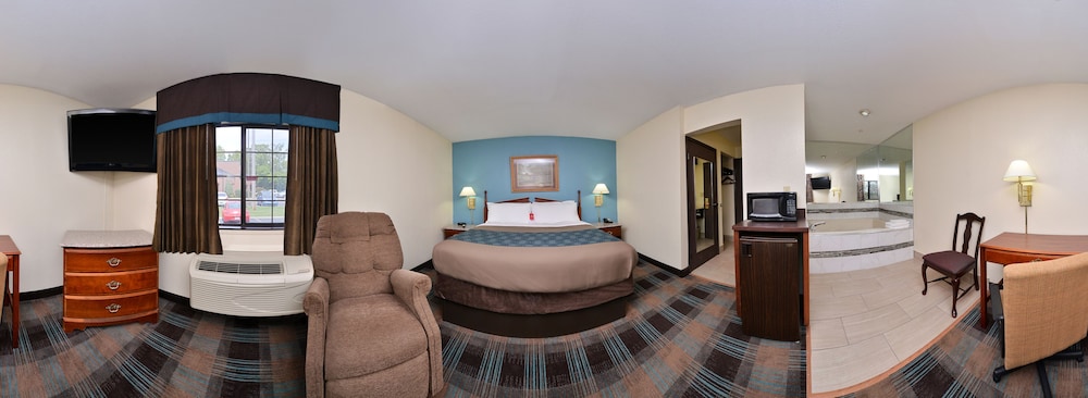 Suite, 1 King Bed, Non Smoking - Photo 4