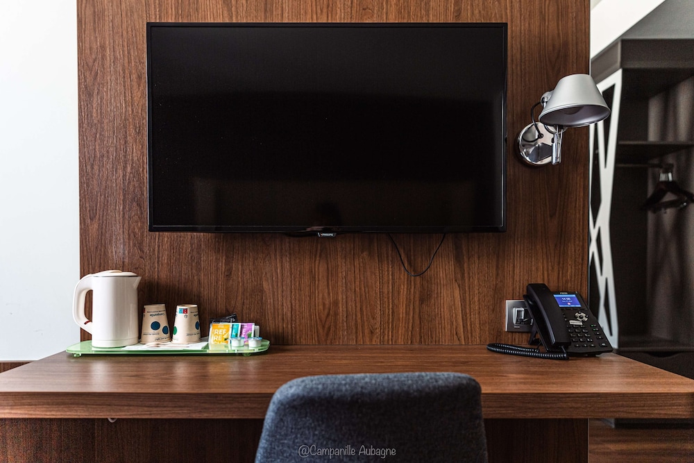 Standard Room, 1 Double Bed - Photo 4