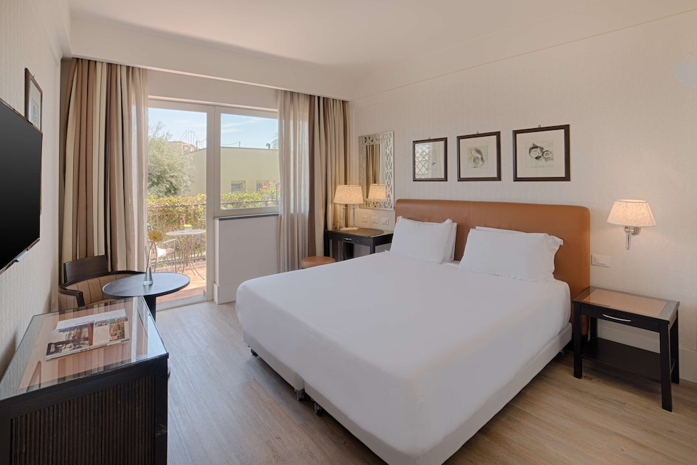 Standard Room, Terrace, Garden View - Photo 4