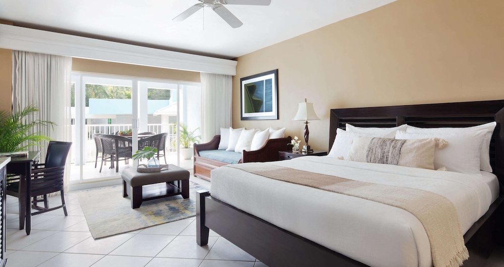 Family Room, 1 Bedroom, Garden View (Caribbean Family Sized Room King)