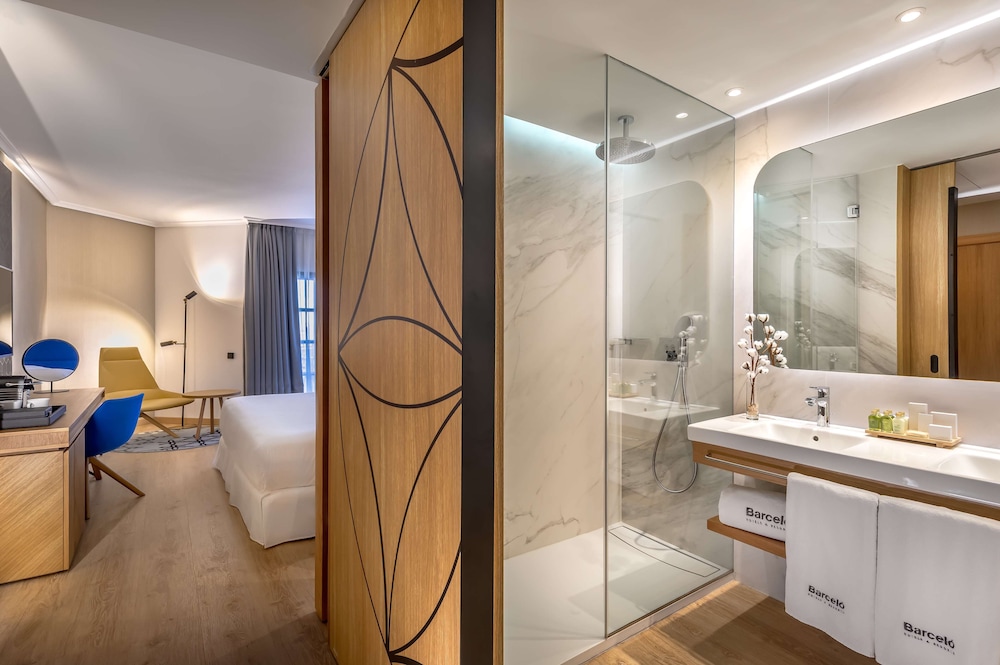 Deluxe Triple Room - Photo 3