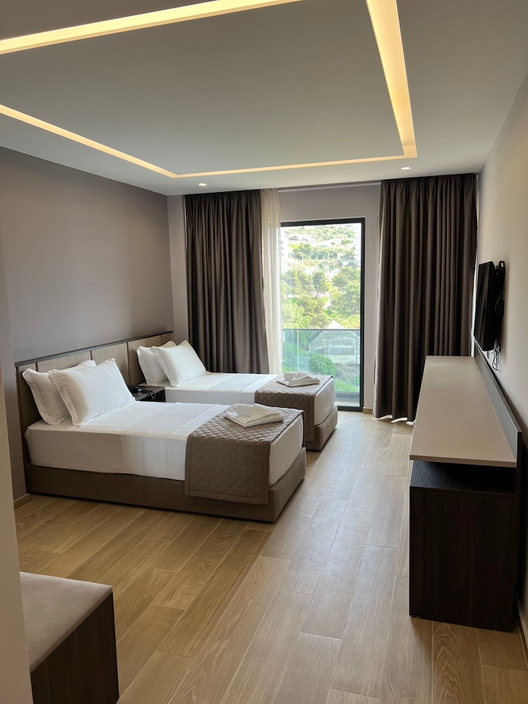 Deluxe Twin Room photo 1
